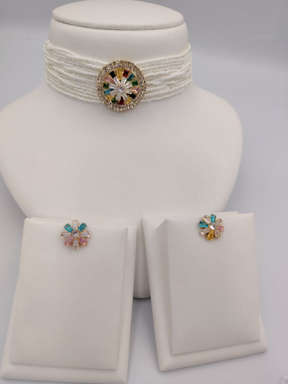 Pearl Choker Necklace Sets with Earrings – Bridal & Party Jewelry | Multicolor, Gold & White Statement Brooch Choker Designs